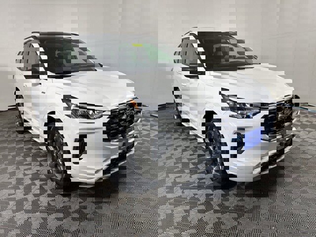 Certified 2024 Ford Escape ST-Line w/ Tech Pack #1