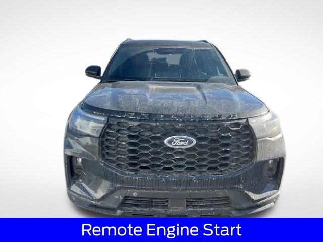 Certified 2025 Ford Explorer ST-Line image 10