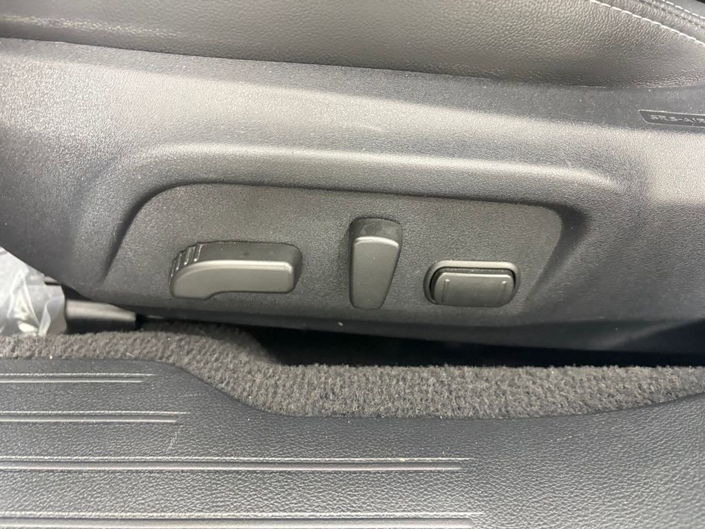 Used 2019 Subaru Legacy 3.6R Limited image 15