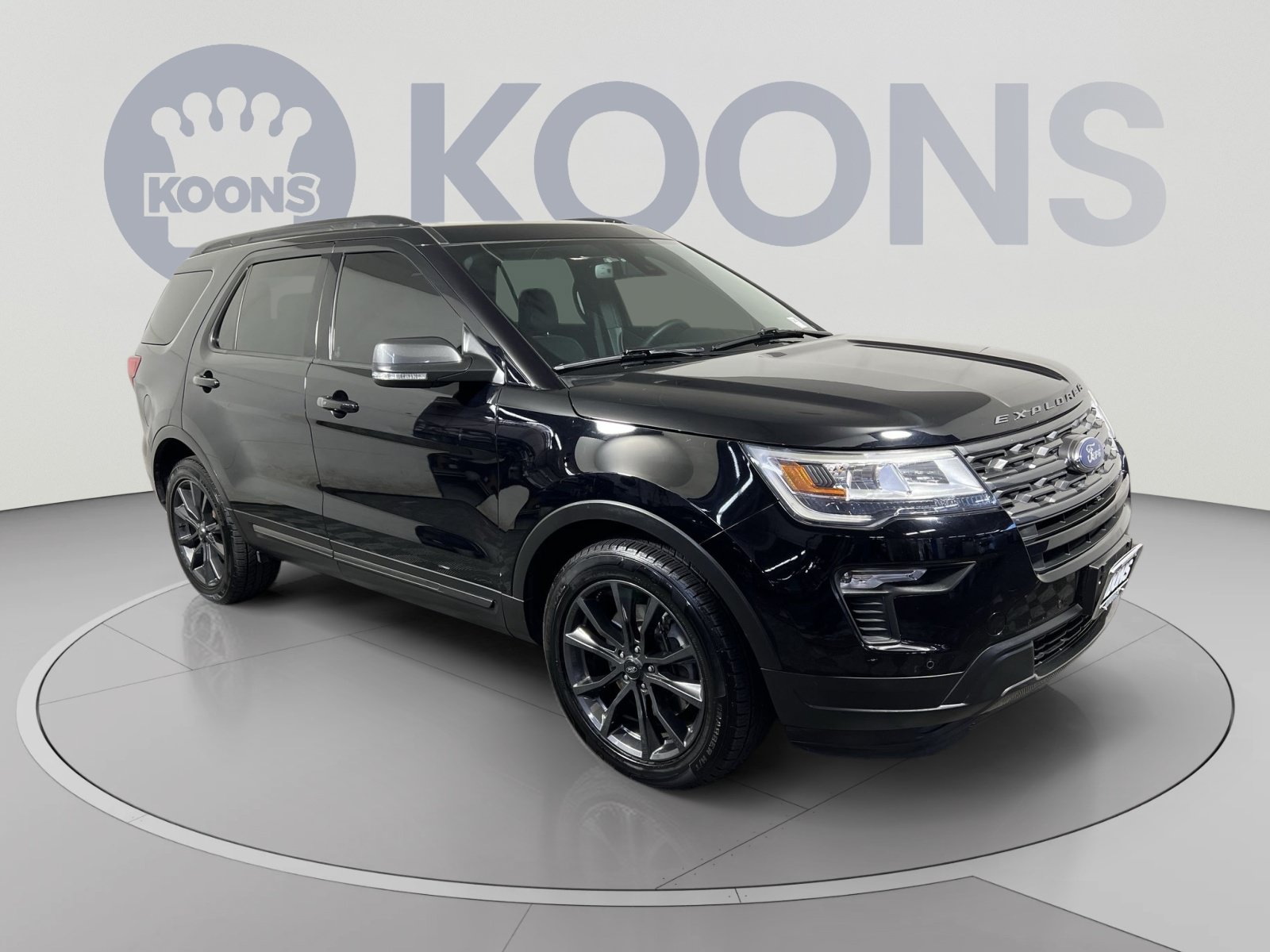 Certified 2018 Ford Explorer XLT w/ Equipment Group 202A AWD/4WD image 2