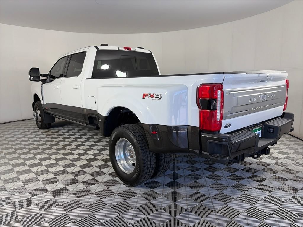 Certified 2025 Ford F350 King Ranch image 3