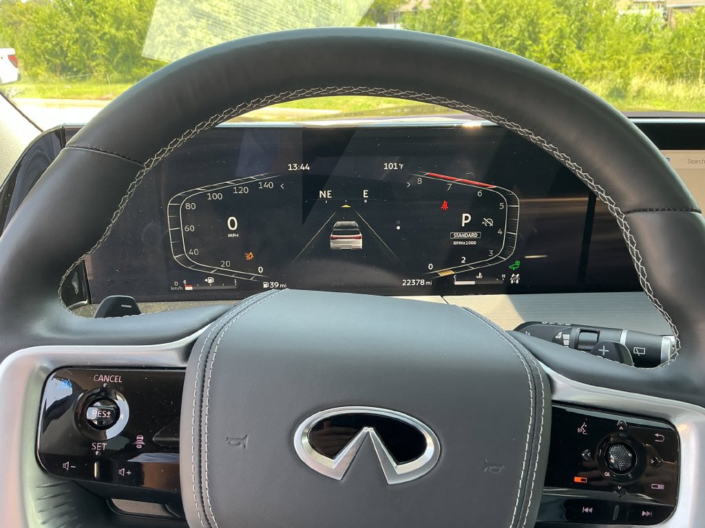 Used 2025 INFINITI QX80 Sensory AWD/4WD image 27