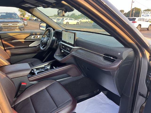 Certified 2025 Ford Explorer Platinum AWD/4WD image 14