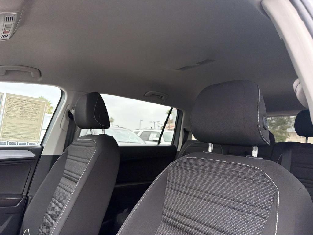 Used 2024 Volkswagen Tiguan S AWD/4WD image 17
