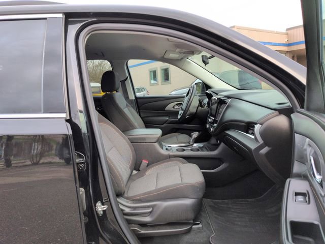 Used 2021 Chevrolet Traverse LT image 28