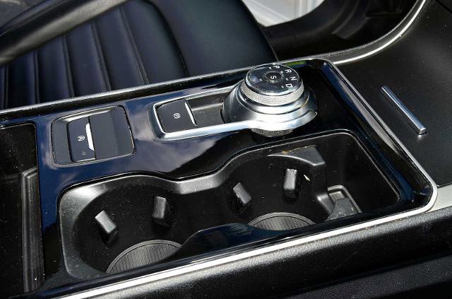 Certified 2020 Ford Edge SEL image 21