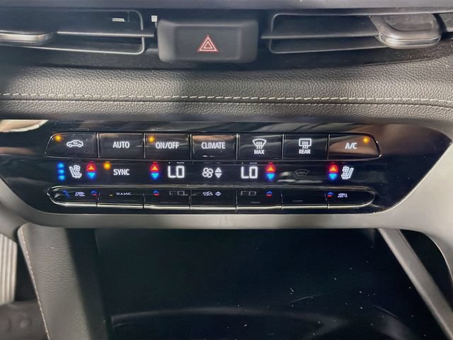 Used 2023 Buick Envision Avenir FWD image 17
