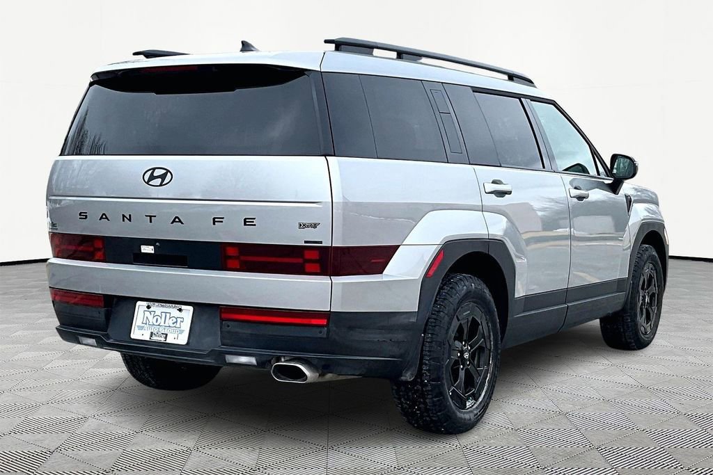 Used 2025 Hyundai Santa Fe XRT image 2