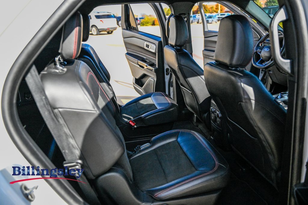 Certified 2022 Ford Explorer ST-Line w/ Class IV Trailer Tow Package image 14