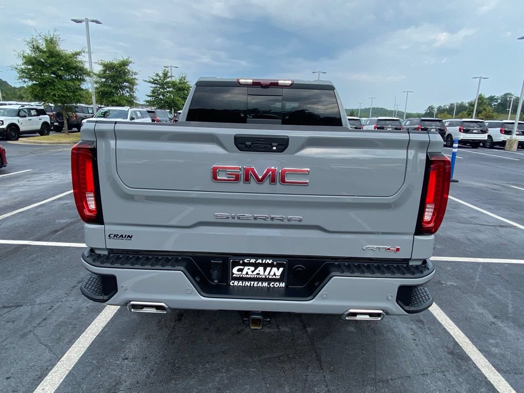Used 2025 GMC Sierra 1500 AT4 w/ AT4 Premium Package AWD/4WD image 6