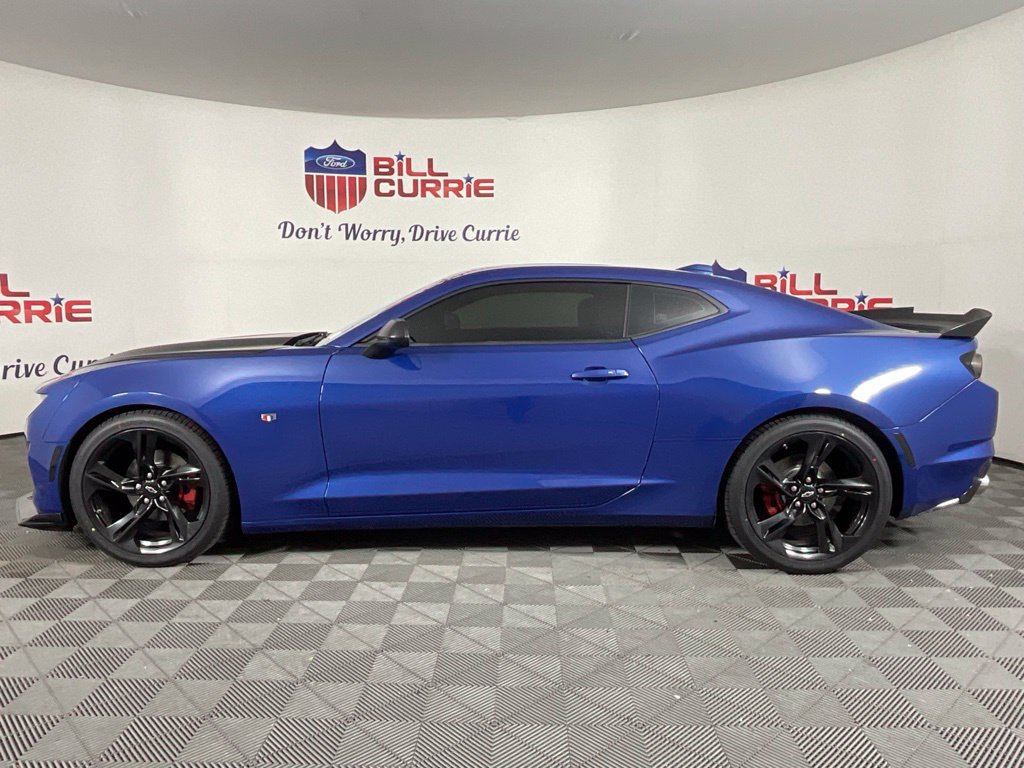 Used 2020 Chevrolet Camaro LT RWD image 6