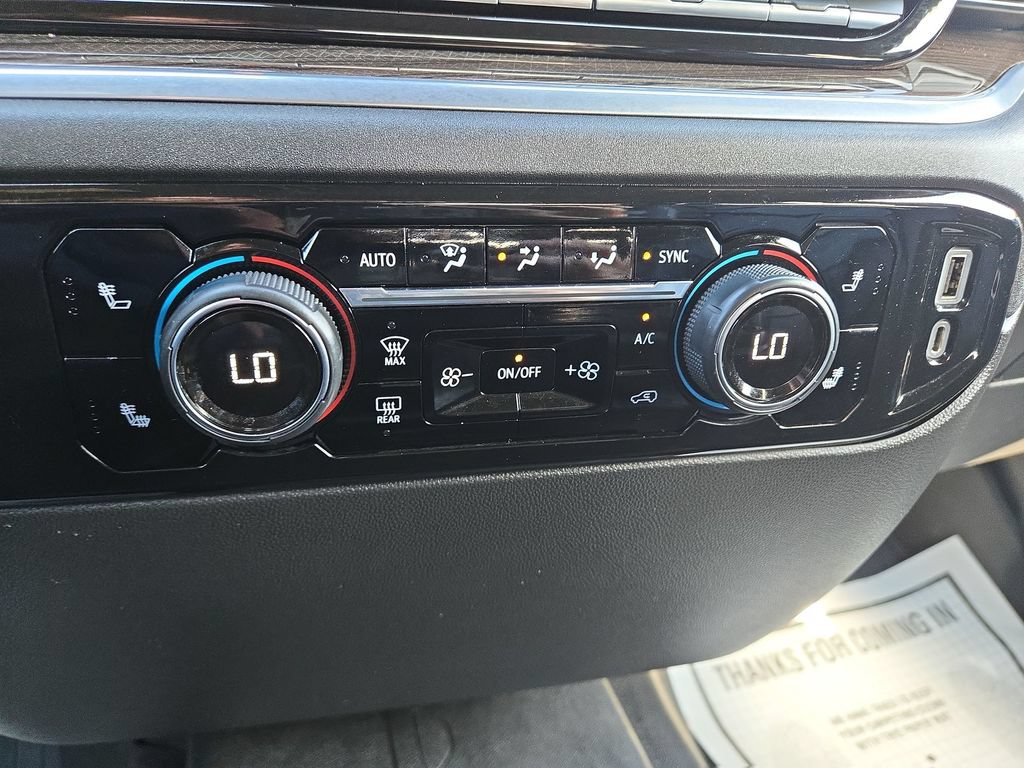 Used 2022 Chevrolet Silverado 1500 LT Trail Boss w/ LPO, Dark Essentials Package AWD/4WD image 11
