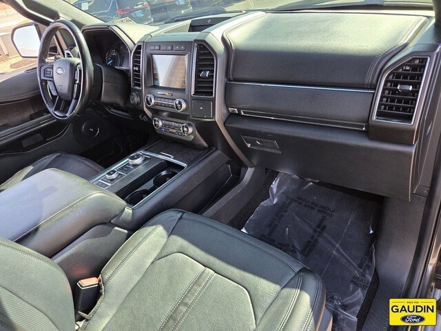 Certified 2019 Ford Expedition Limited w/ Equipment Group 302A AWD/4WD image 17