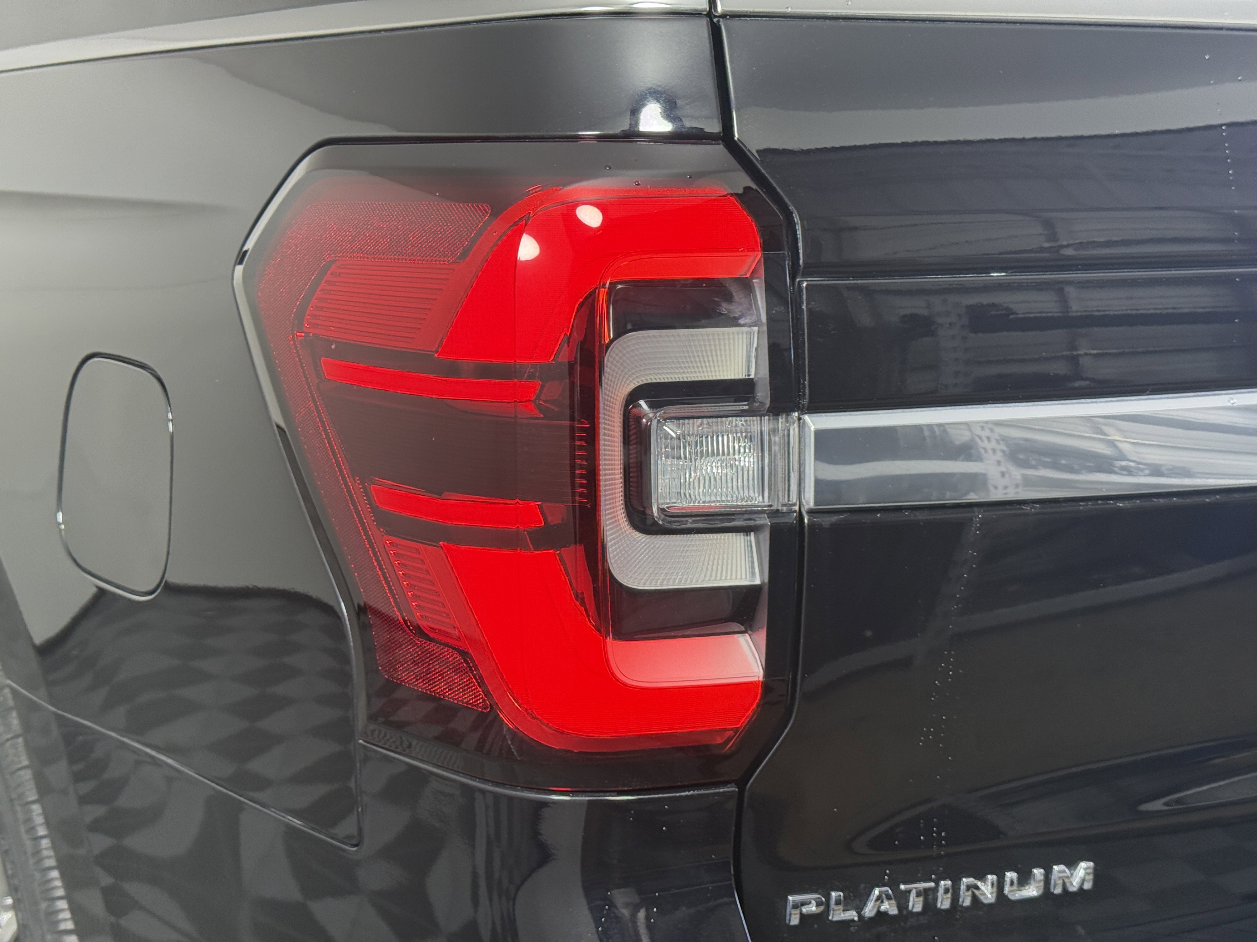 Certified 2022 Ford Expedition Max Platinum AWD/4WD image 13