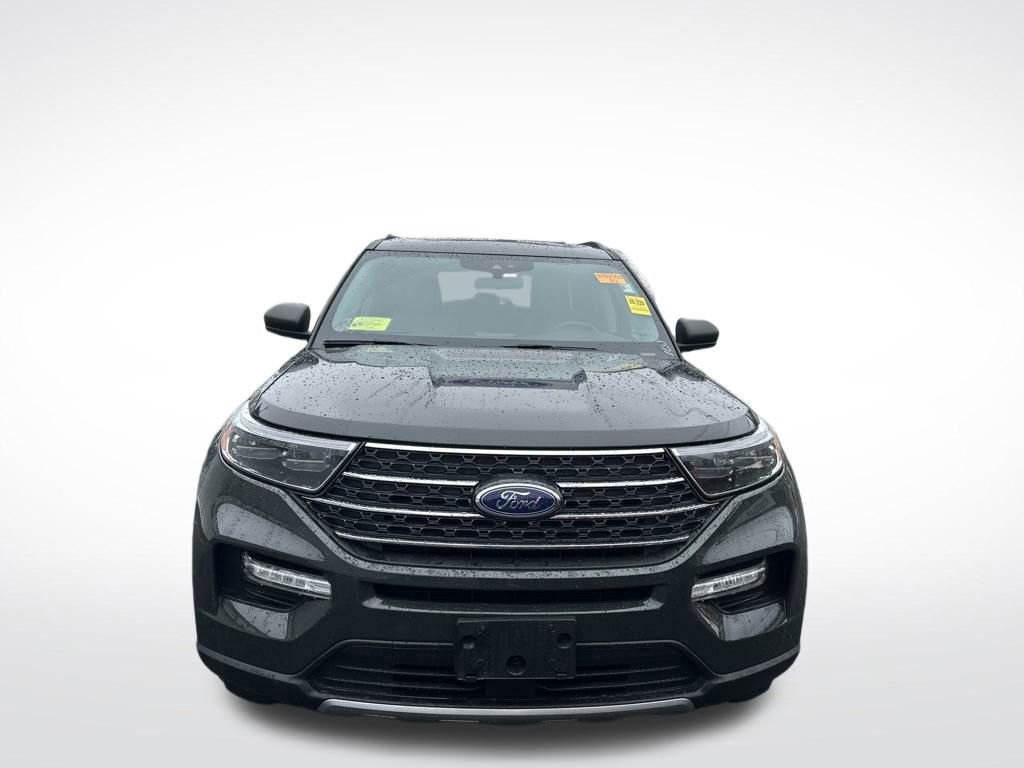 Certified 2022 Ford Explorer XLT w/ Equipment Group 202A image 12