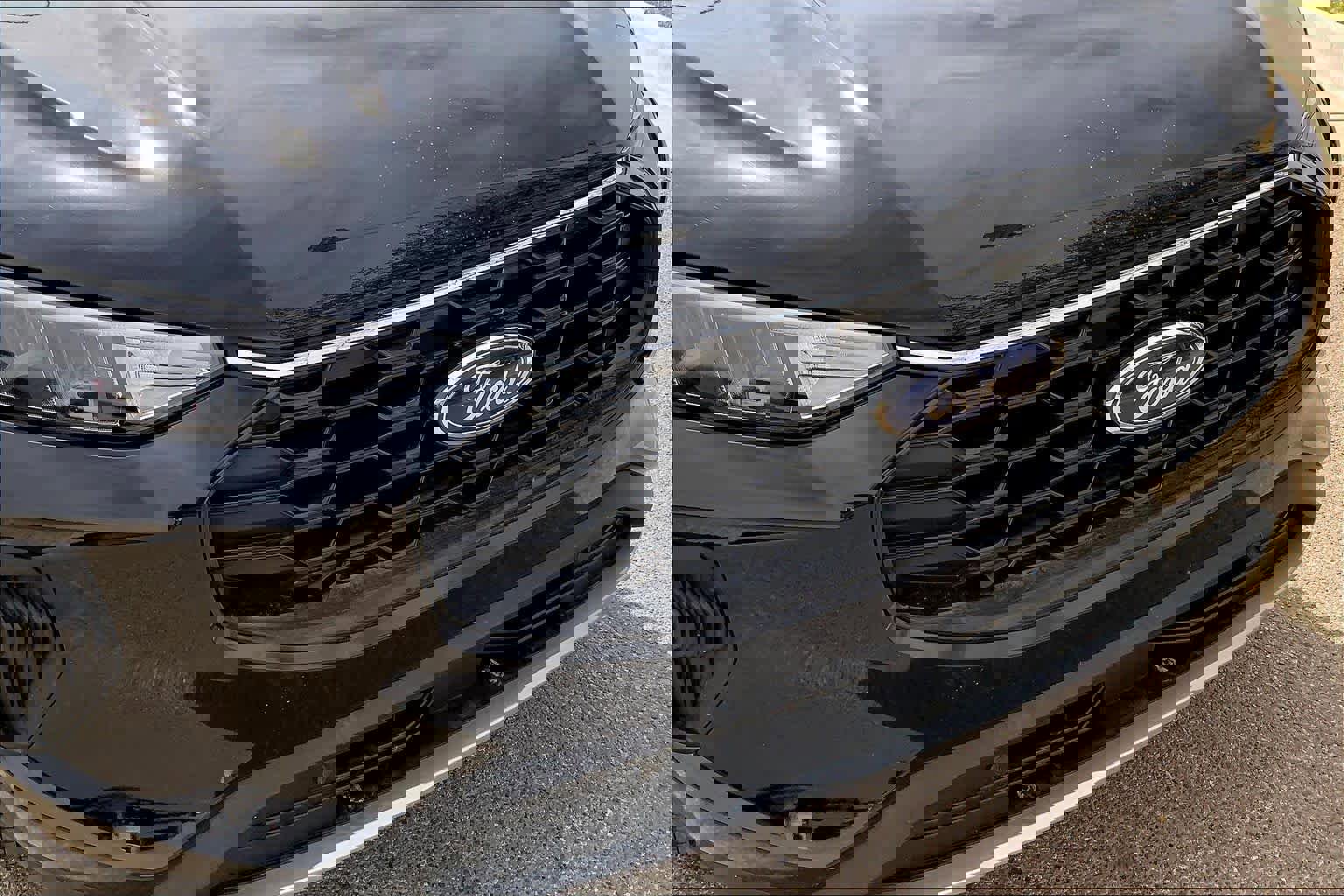 Certified 2025 Ford Escape ST-Line image 30