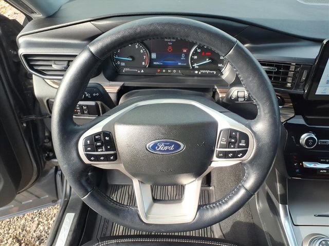 Certified 2023 Ford Explorer Limited w/ Equipment Group 301A image 19