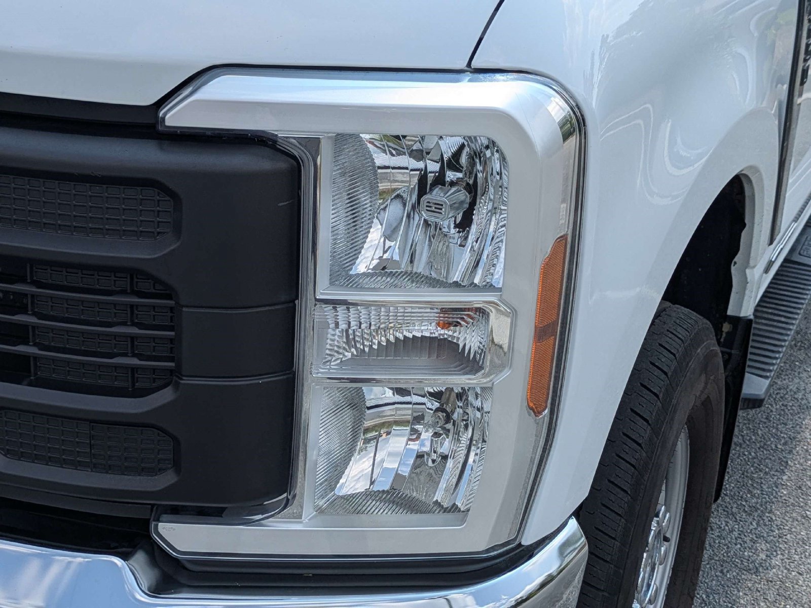 Certified 2023 Ford F150 XLT w/ Equipment Group 301A Mid AWD/4WD image 7
