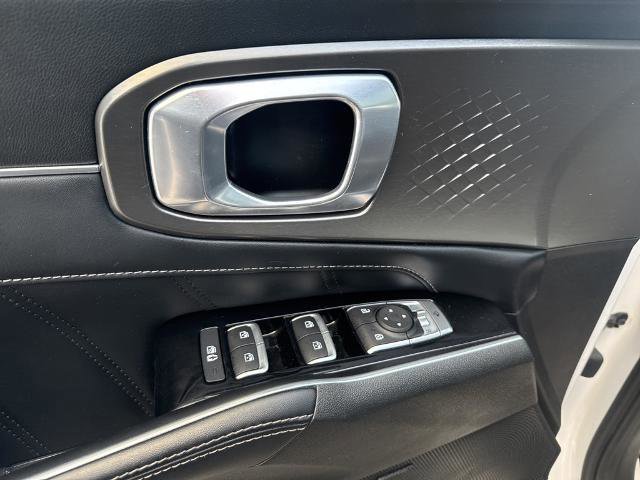 Used 2021 Kia Sorento SX image 10