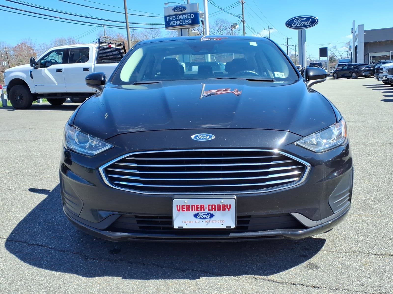 Certified 2020 Ford Fusion SE FWD image 2