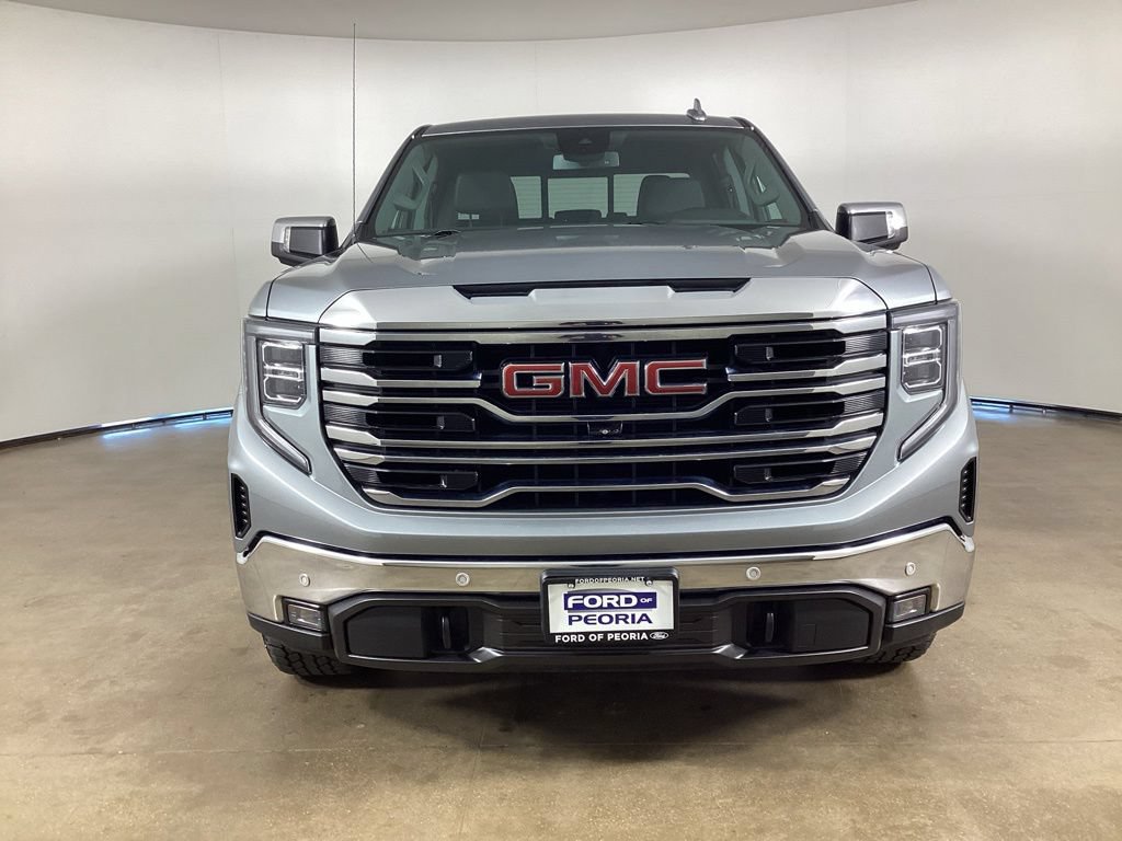 Used 2023 GMC Sierra 1500 SLT w/ SLT Convenience Package AWD/4WD image 3