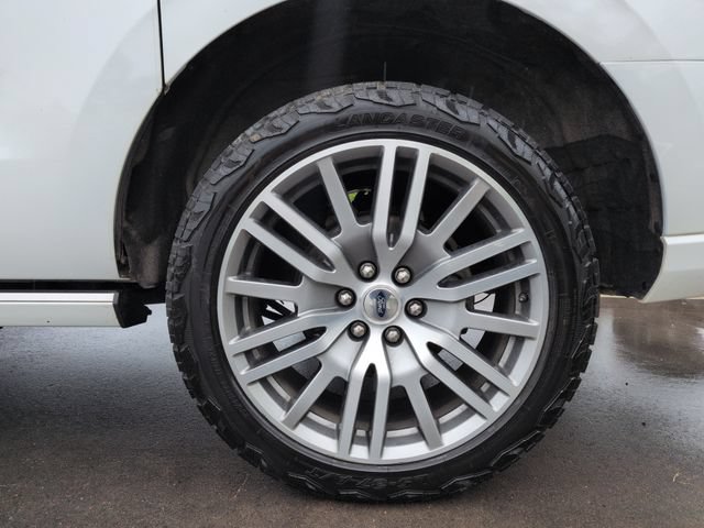 Certified 2022 Ford Expedition Max Platinum AWD/4WD image 11