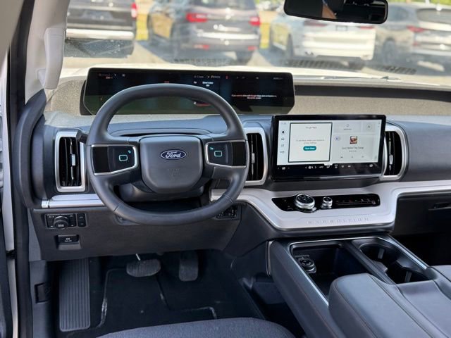 Certified 2025 Ford Expedition Max Active AWD/4WD image 7