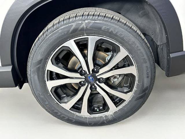 Used 2023 Subaru Forester Limited AWD/4WD image 8