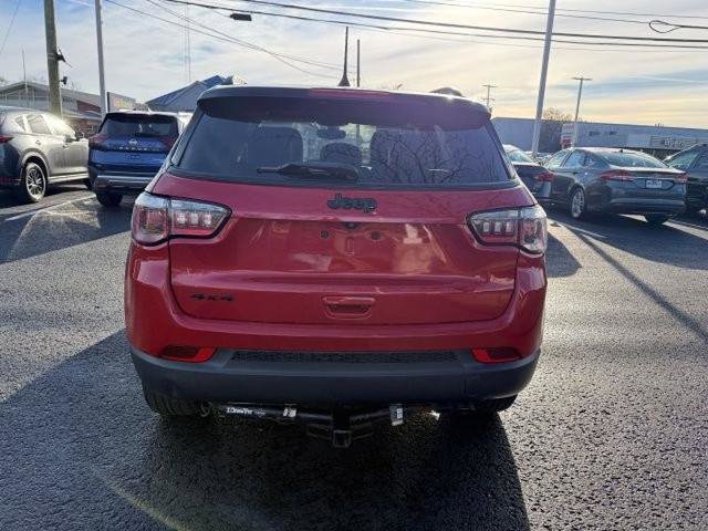 Used 2019 Jeep Compass Latitude AWD/4WD image 5