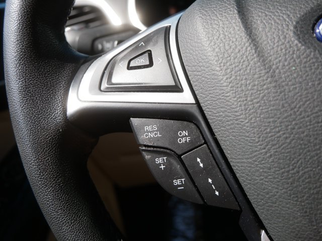 Certified 2018 Ford Edge Titanium w/ Equipment Group 302A AWD/4WD image 23