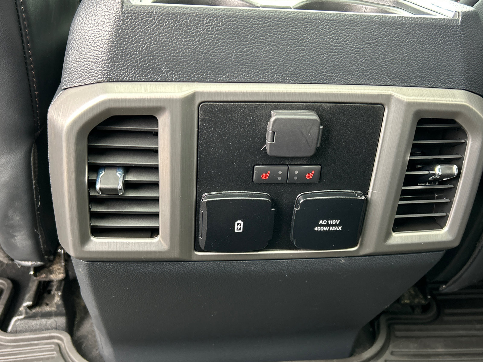 Certified 2022 Ford F350 Platinum AWD/4WD image 28
