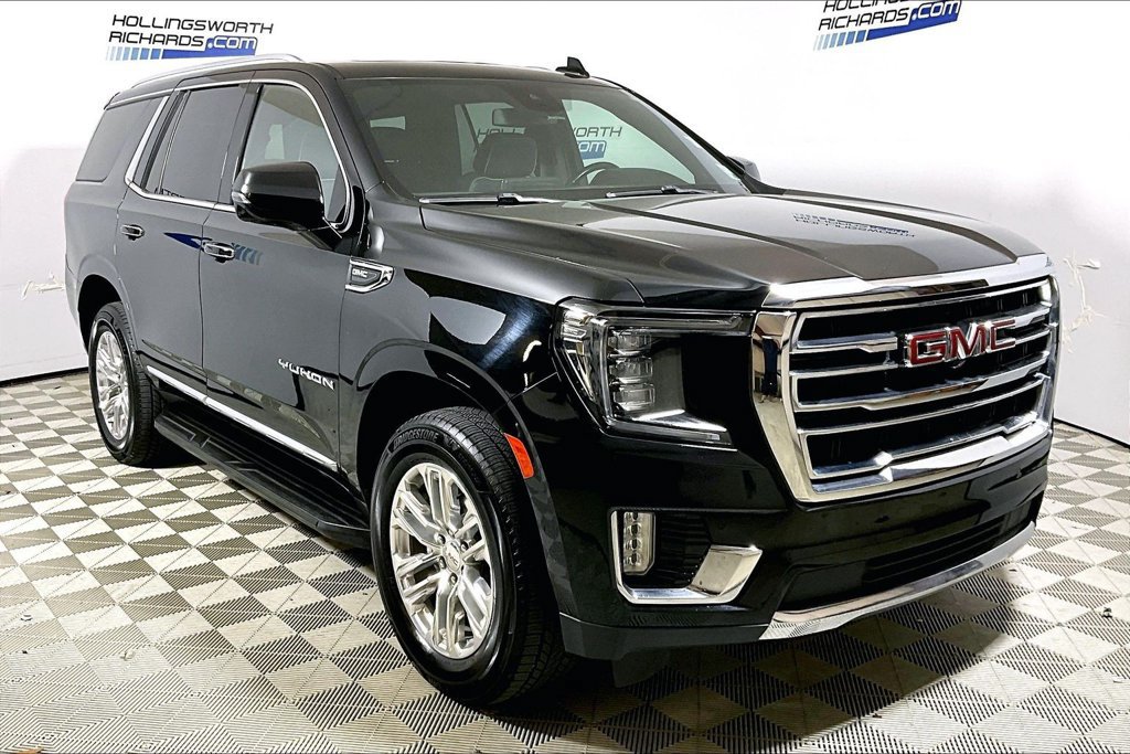 Used 2023 GMC Yukon SLT w/ SLT Premium Package RWD image 3