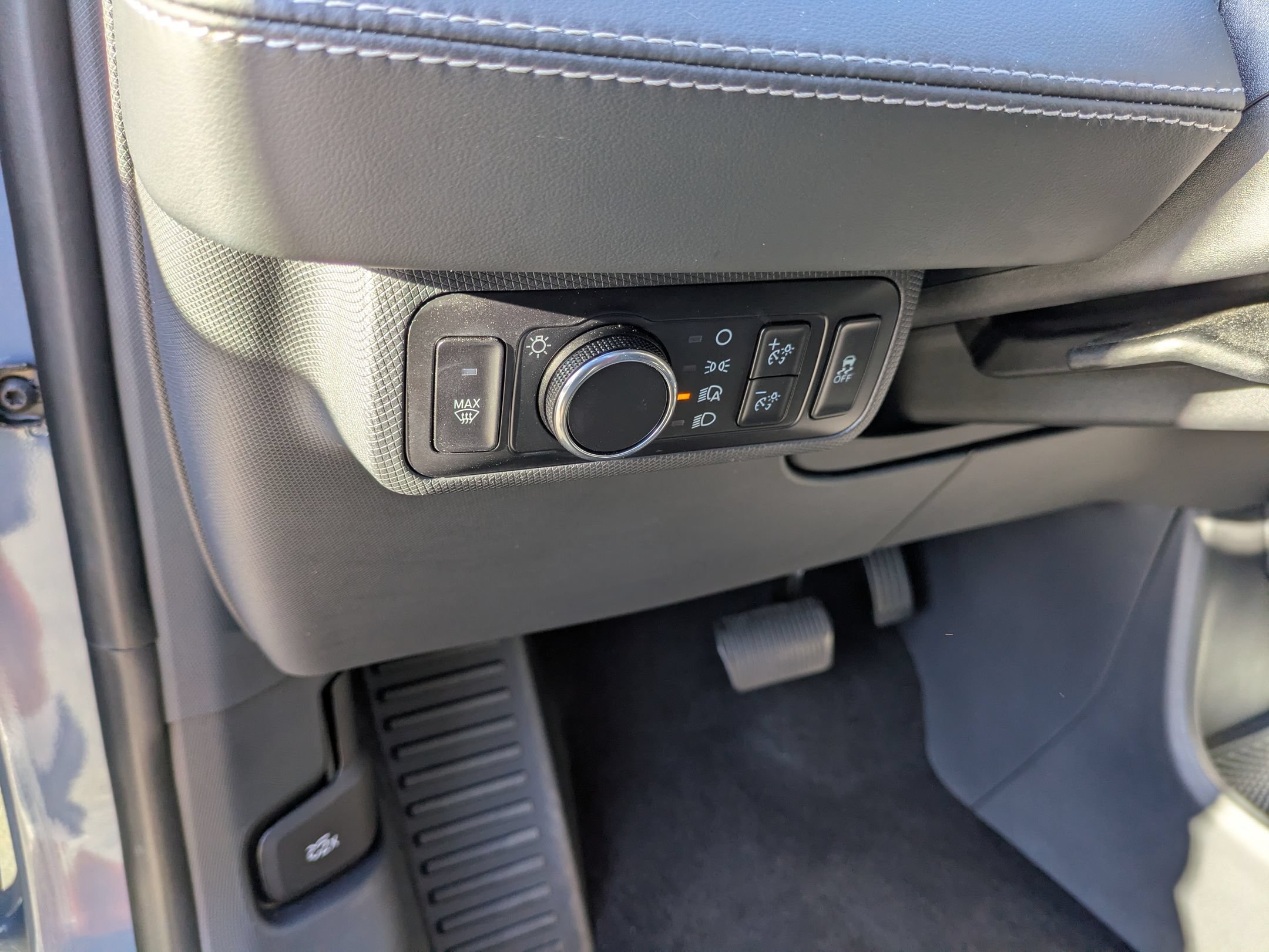 Certified 2023 Ford Mustang Mach-E Select w/ Comfort Package Lite RWD image 18