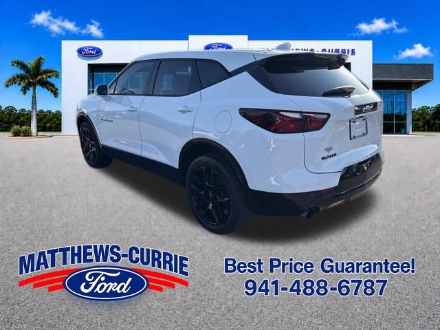 Used 2020 Chevrolet Blazer LT w/ LPO, Black Grille Bar Package FWD image 6