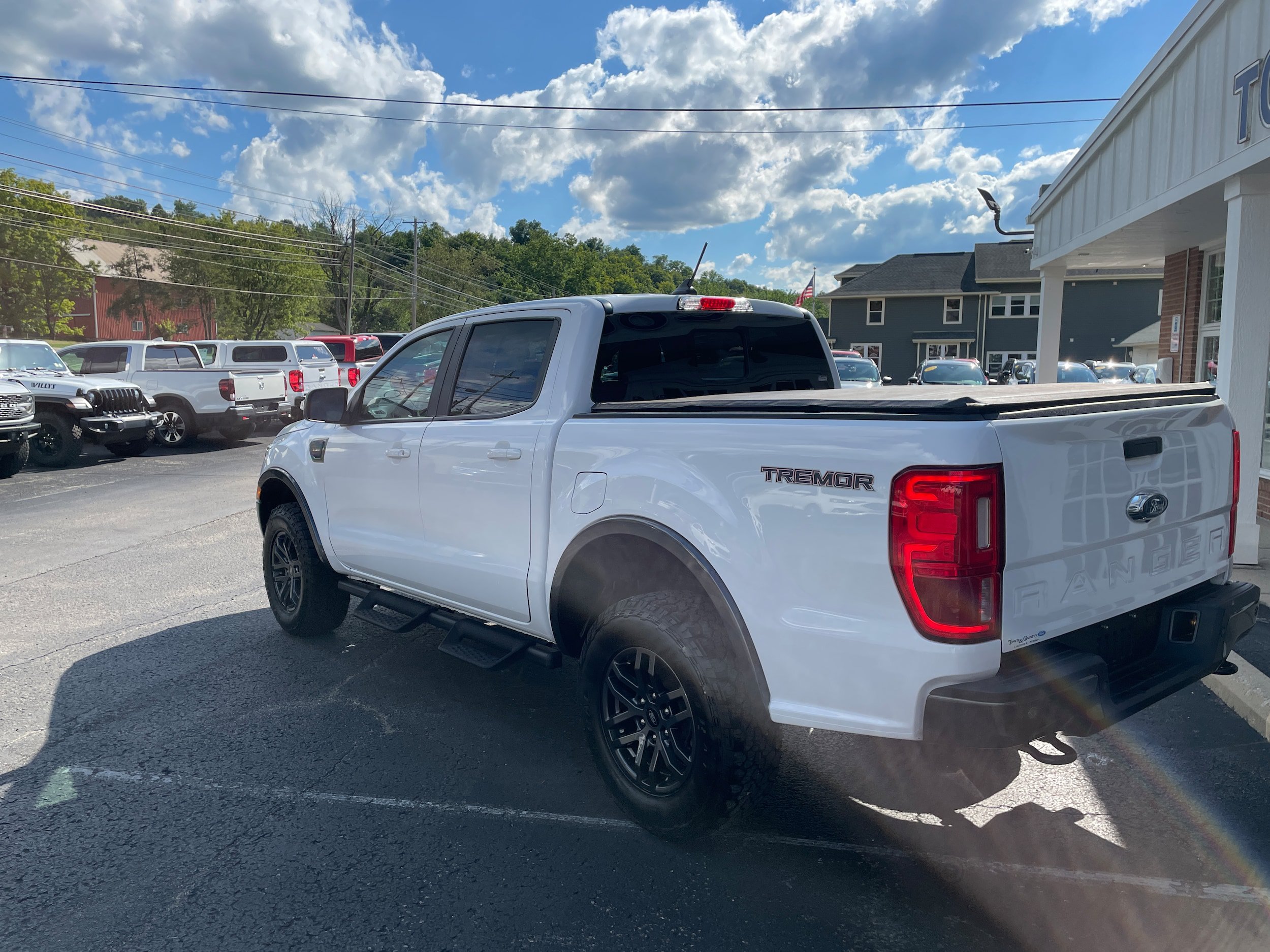 Certified 2023 Ford Ranger Lariat w/ Tremor Off-Road Package AWD/4WD image 8