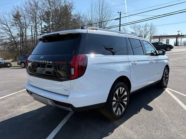 Certified 2025 Ford Expedition Max Platinum w/ Driver's Package AWD/4WD image 3