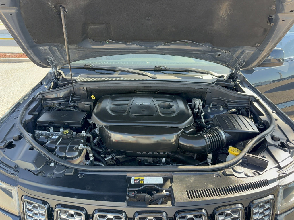 Used 2018 Jeep Grand Cherokee Altitude image 35