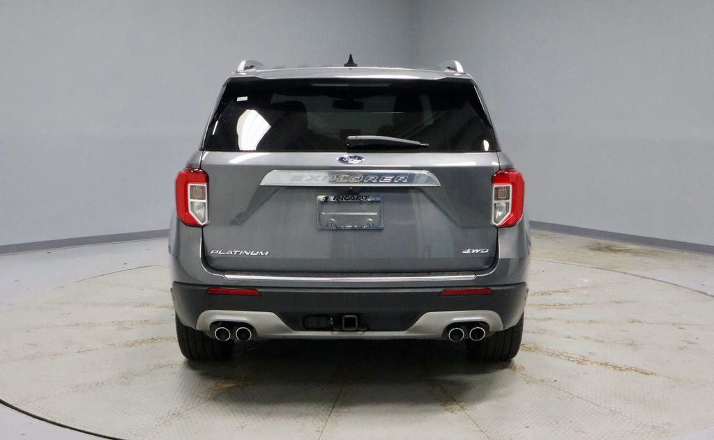 Certified 2022 Ford Explorer Platinum w/ Equipment Group 601A image 4