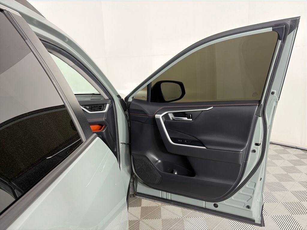 Used 2020 Toyota RAV4 Adventure image 26