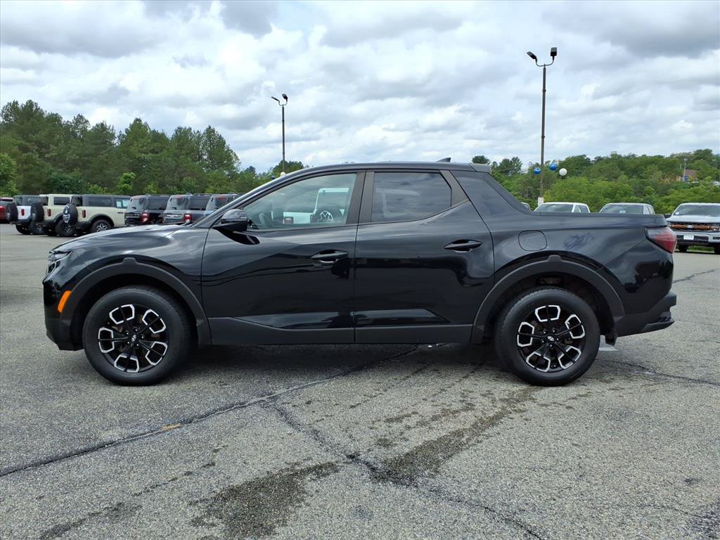 Used 2022 Hyundai Santa Cruz SEL w/ Cargo Package AWD/4WD image 2