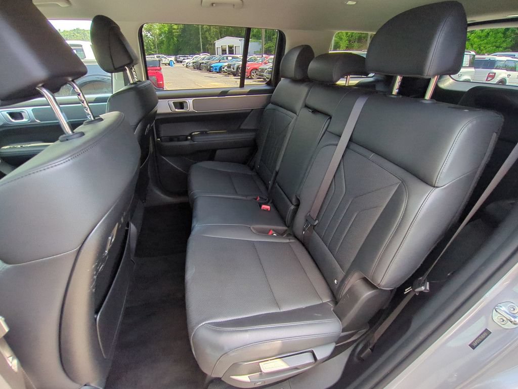 Used 2026 Hyundai Santa Fe SEL AWD/4WD image 15