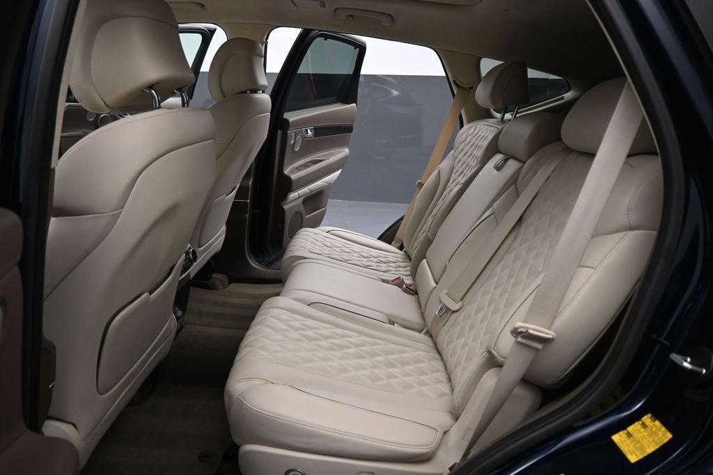 Used 2022 Genesis GV80 3.5T w/ Prestige Package 07 AWD/4WD image 18