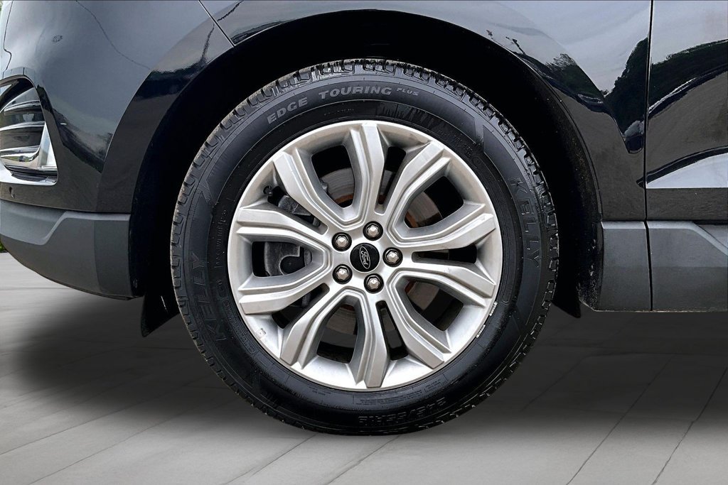 Certified 2023 Ford Edge Titanium w/ Cargo Accessory Package AWD/4WD image 9