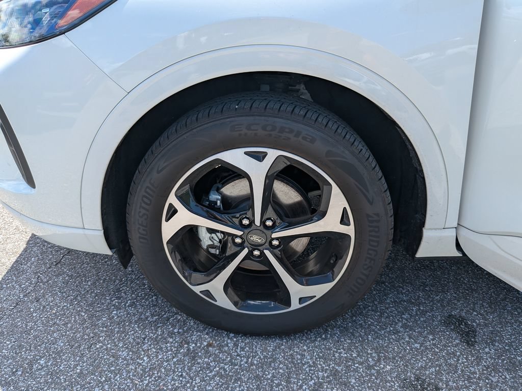 Certified 2025 Ford Escape ST-Line Elite w/ Premium Technology Package AWD/4WD image 36