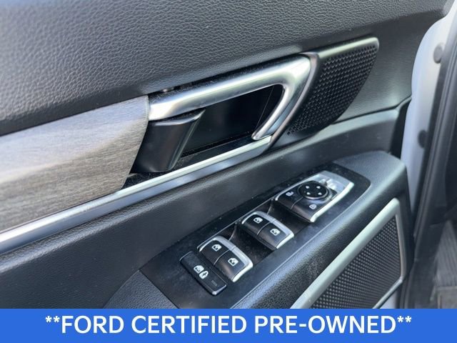 Used 2022 Kia Telluride EX w/ EX Premium Package image 14