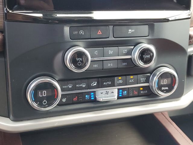 Certified 2023 Ford Expedition Limited image 29