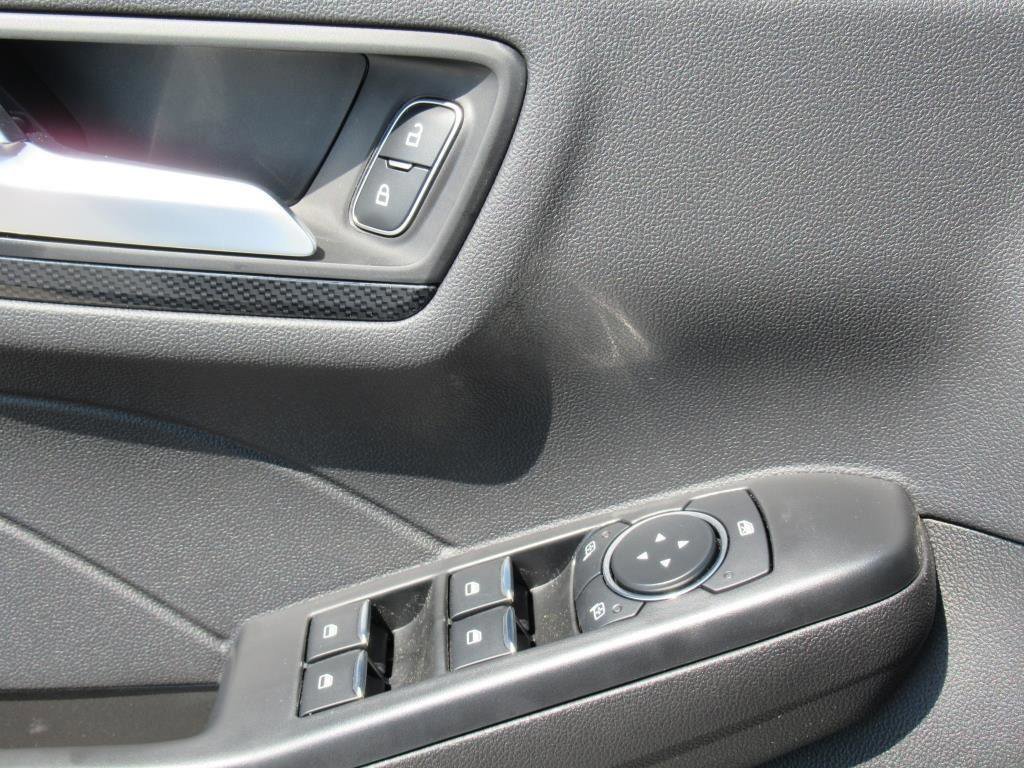 Certified 2025 Ford Escape ST-Line image 19