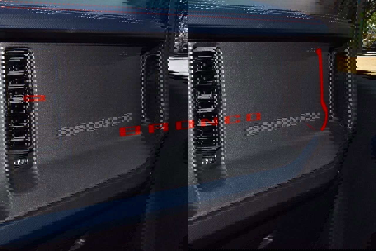 Certified 2023 Ford Bronco Raptor image 38