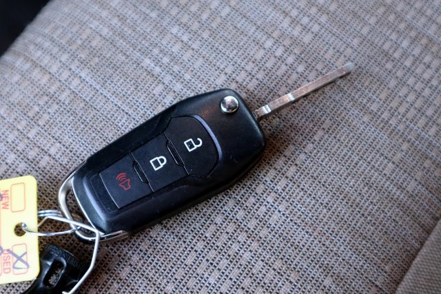 Certified 2023 Ford F150 XLT image 34