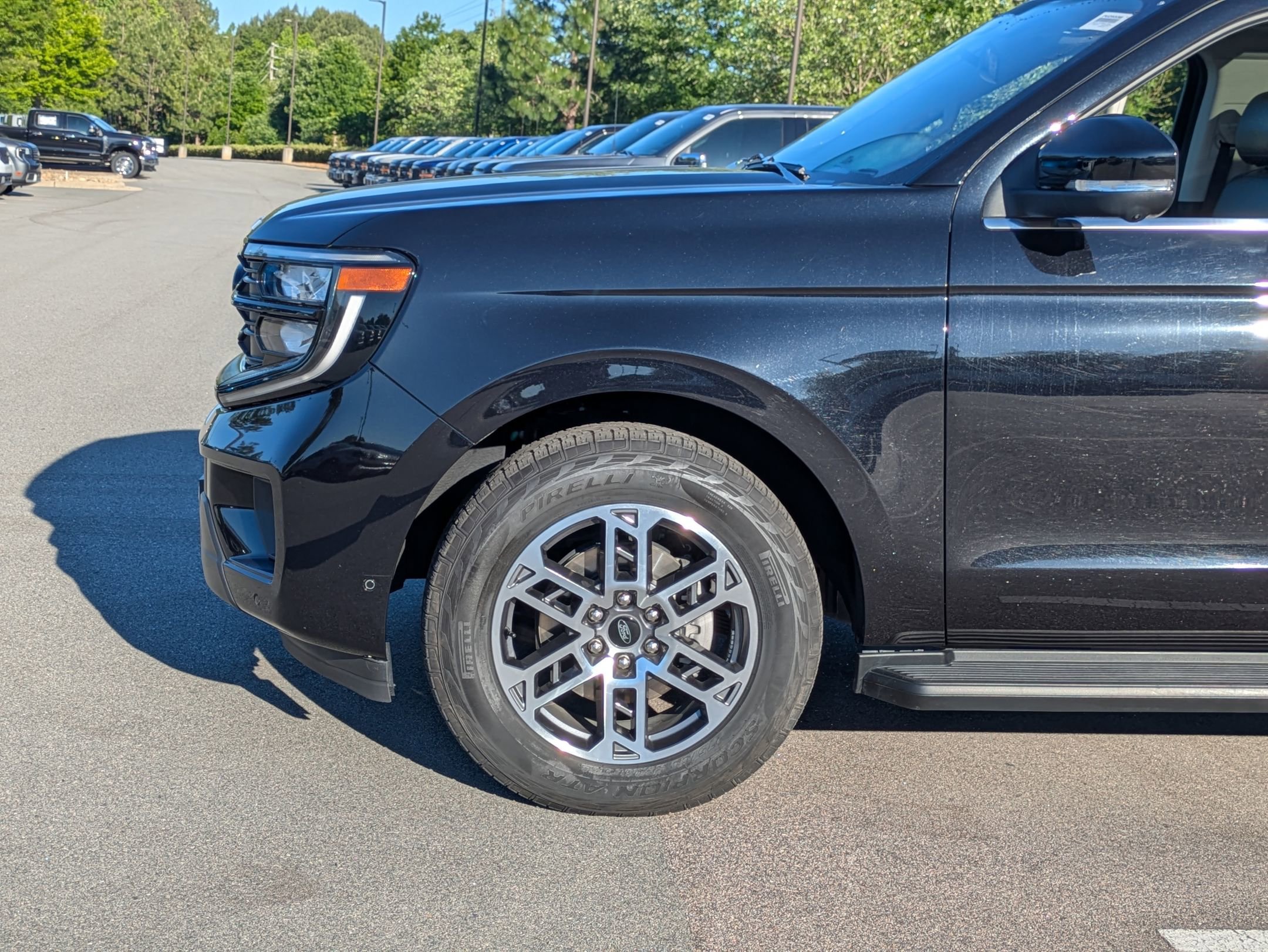 Certified 2025 Ford Expedition Active AWD/4WD image 11